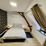 Le Plessis * Parcay-les-Pins