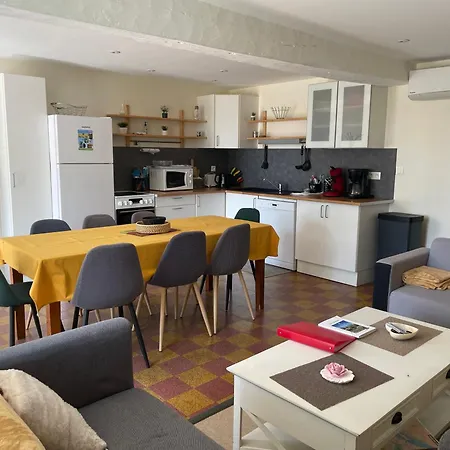 Le Plessis * Parcay-les-Pins