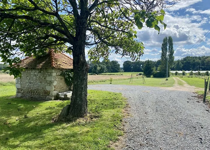 Le Plessis * Parcay-les-Pins