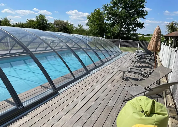 Le Plessis * Parcay-les-Pins