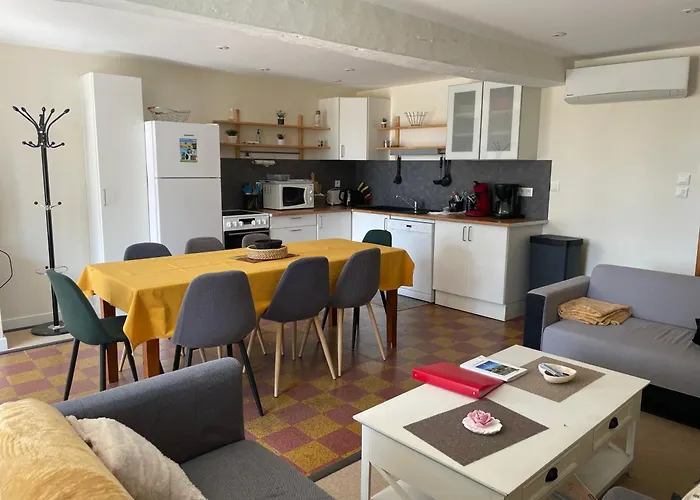 Le Plessis * Parcay-les-Pins